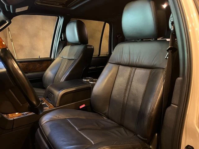 Lincoln NAVIGATOR 13