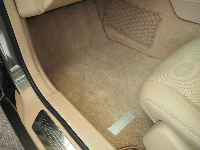 MERCEDES BENZ E-CLASS 38