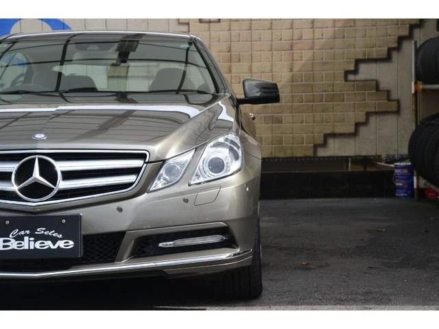 MERCEDES BENZ E-CLASS 61