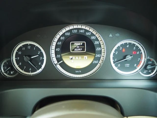 MERCEDES BENZ E-CLASS 34