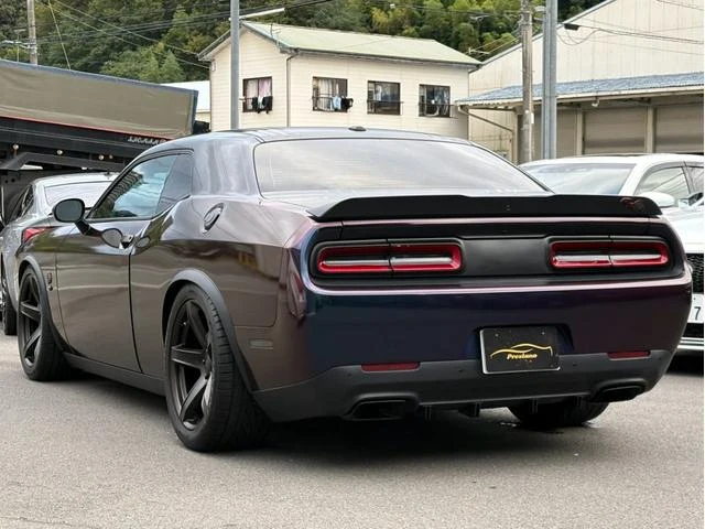 Dodge CHARENGER 8