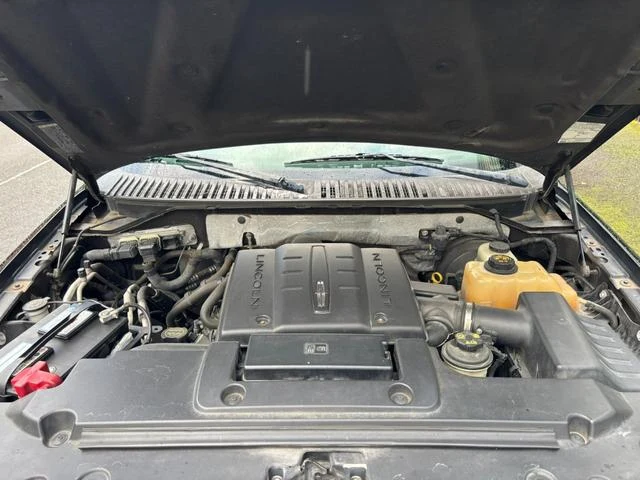 Lincoln NAVIGATOR 74