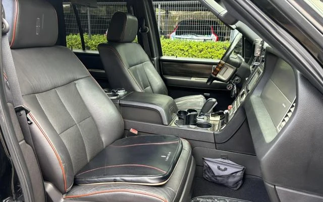 Lincoln NAVIGATOR 44