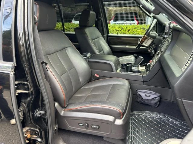 Lincoln NAVIGATOR 47