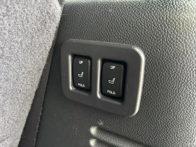 Lincoln NAVIGATOR 27
