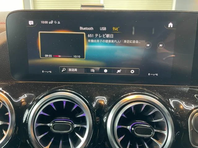 MERCEDES BENZ EQA 35