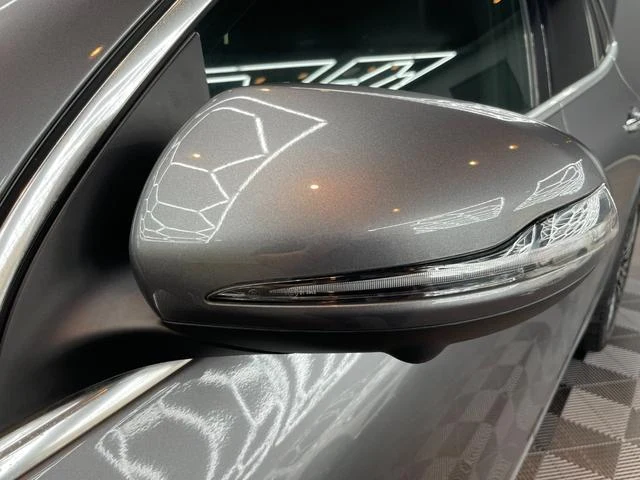 MERCEDES BENZ EQA 42