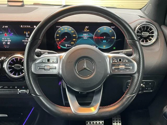 MERCEDES BENZ EQA 23