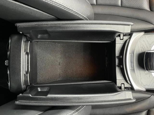 MERCEDES BENZ C-CLASS 31