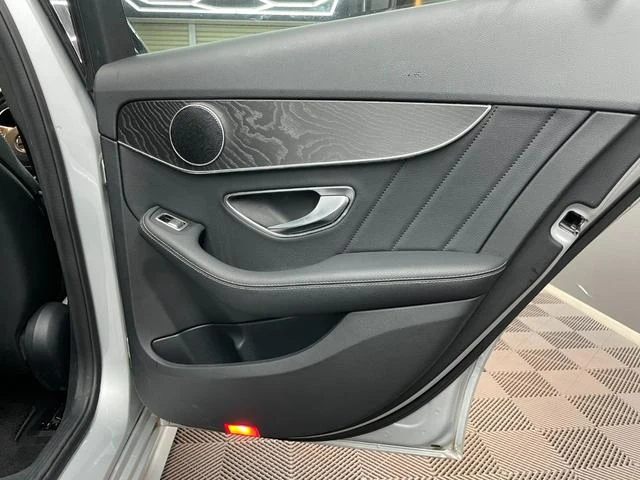 MERCEDES BENZ C-CLASS 15