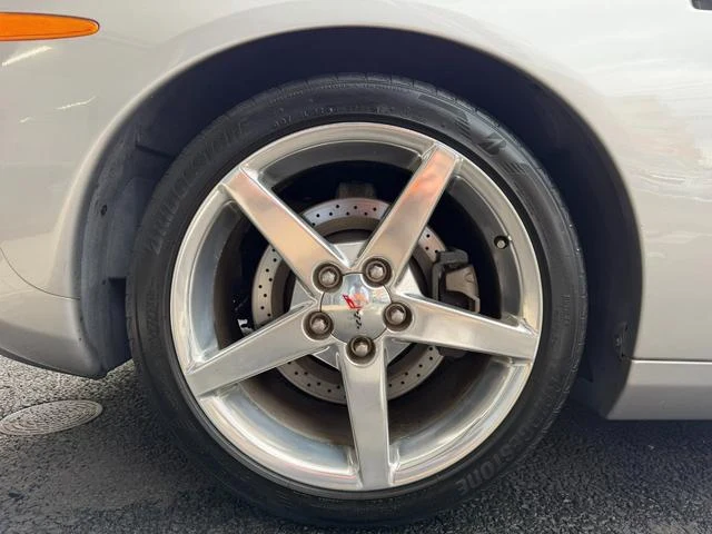 Chevrolet CORVETTE 30