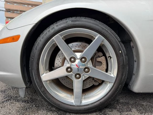 Chevrolet CORVETTE 13