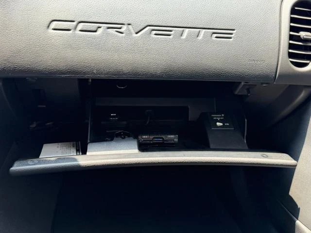 Chevrolet CORVETTE 20