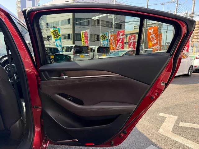 Mazda ATENZA 42