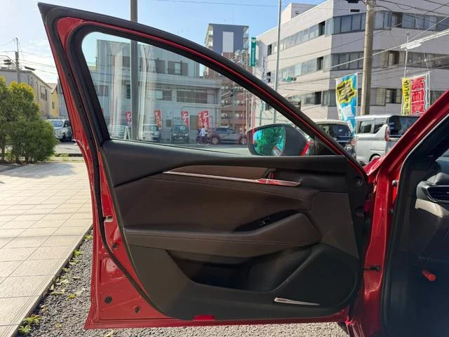 Mazda ATENZA 39