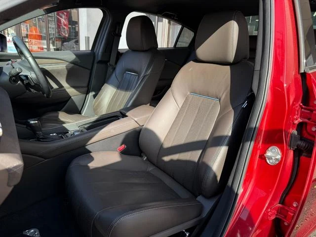 Mazda ATENZA 49