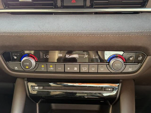 Mazda ATENZA 56