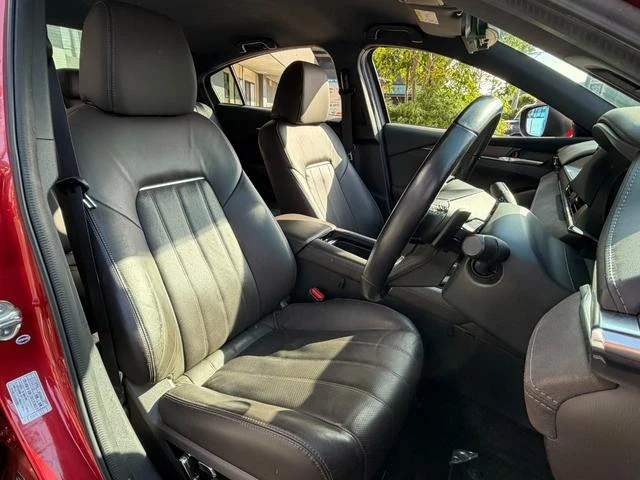 Mazda ATENZA 8