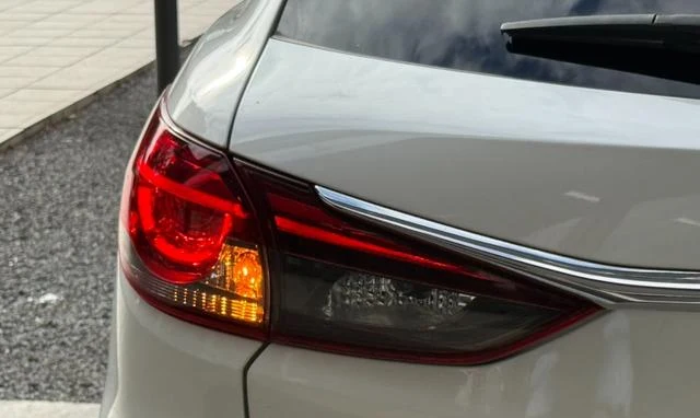 Mazda ATENZA 33