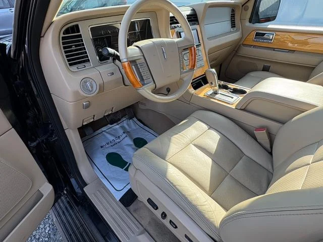 Lincoln NAVIGATOR 7