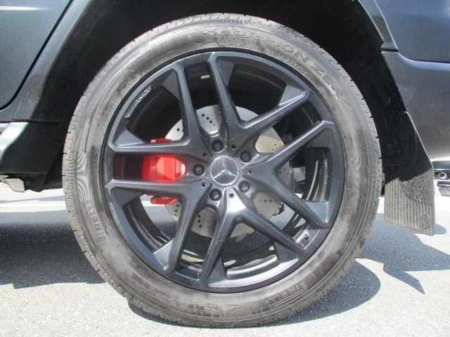 MERCEDES AMG G-CLASS 52