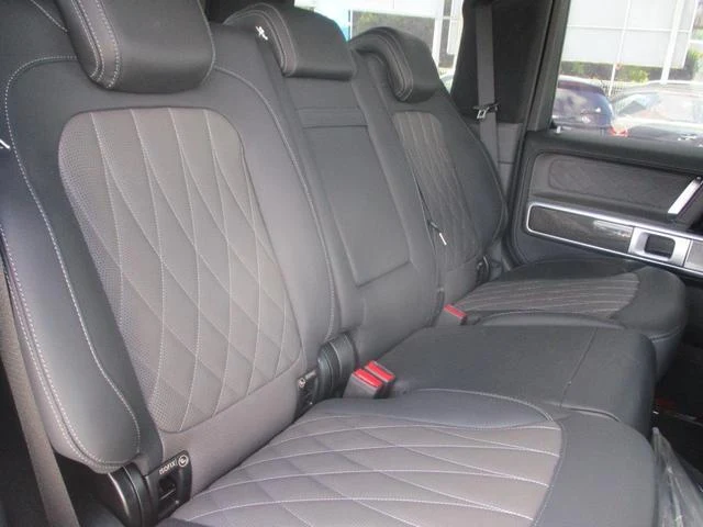 MERCEDES AMG G-CLASS 21