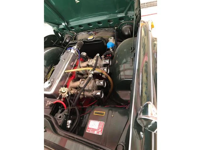Triumph TR-4 27