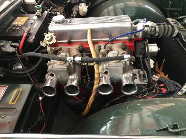 Triumph TR-4 45