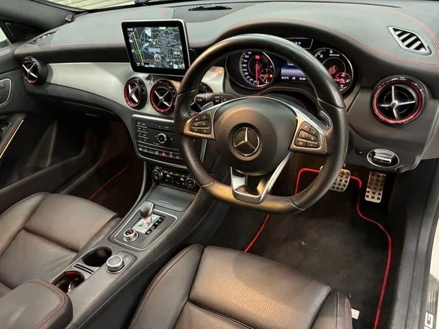 MERCEDES AMG CLA-CLASS 40