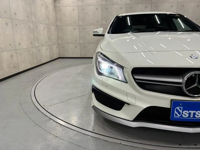 MERCEDES AMG CLA-CLASS 7