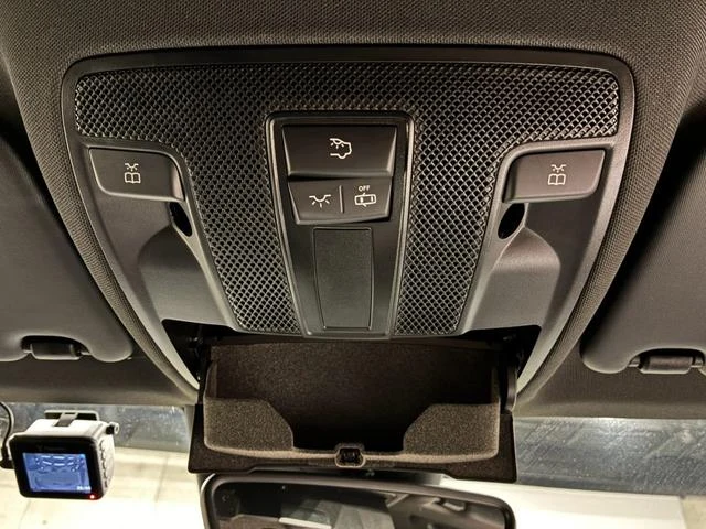 MERCEDES AMG CLA-CLASS 28