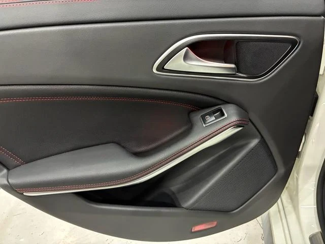 MERCEDES AMG CLA-CLASS 52