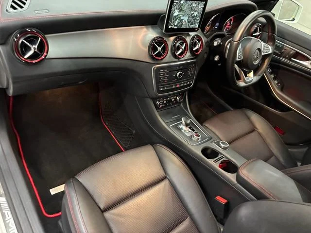 MERCEDES AMG CLA-CLASS 43