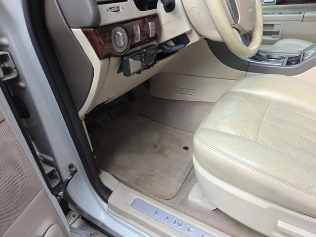 Lincoln AVIATOR 27