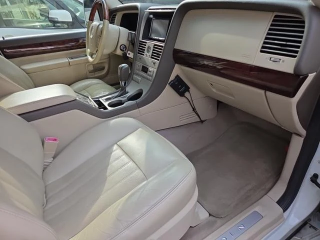 Lincoln AVIATOR 44