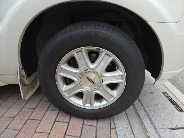 Lincoln AVIATOR 15