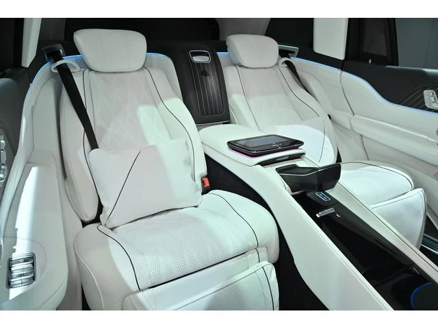 MERCEDES MAYBACH GLS 20