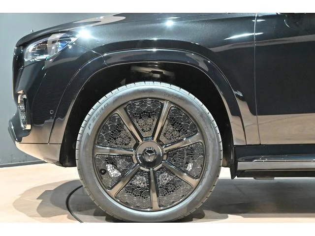 MERCEDES MAYBACH GLS 24