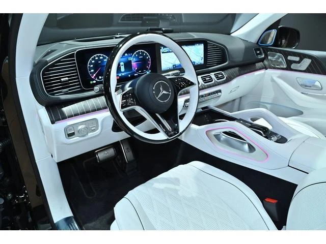 MERCEDES MAYBACH GLS 18