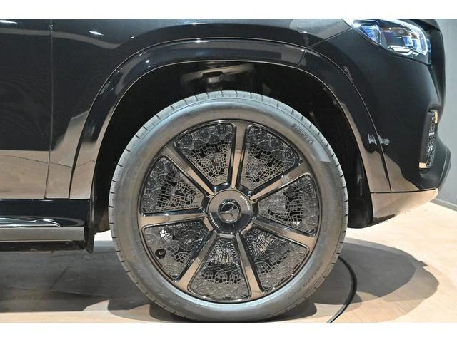 MERCEDES MAYBACH GLS 33