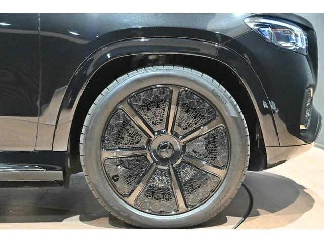 MERCEDES MAYBACH GLS 32