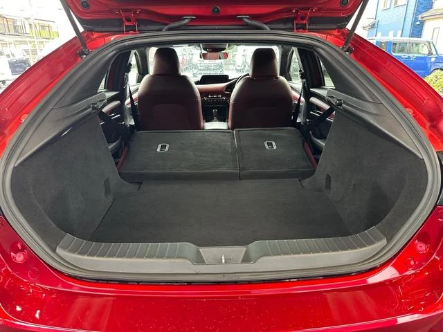 Mazda MAZDA3 37