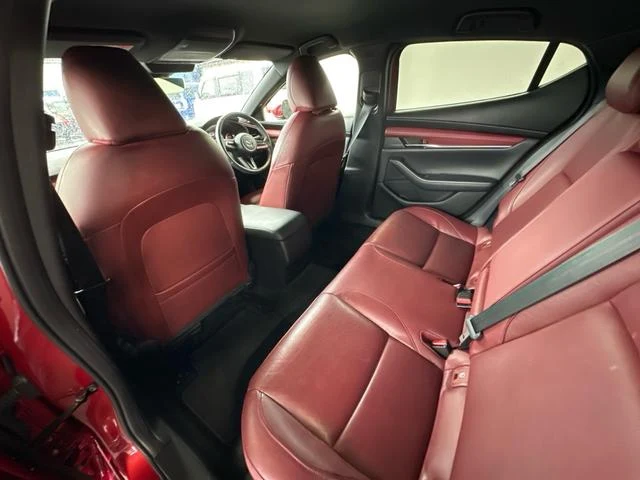 Mazda MAZDA3 49