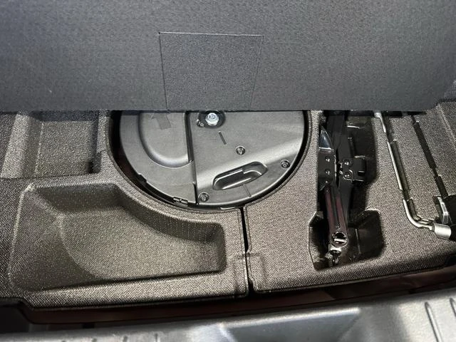 Mazda MAZDA3 40