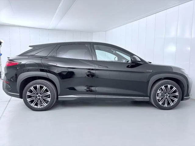 BYD SEALION 7 6