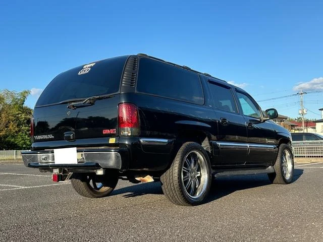 GMC YUKON 2