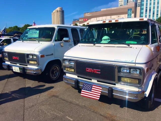 GMC YUKON 36