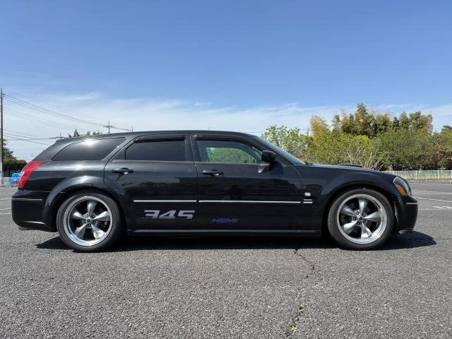 Dodge MAGNUM 6