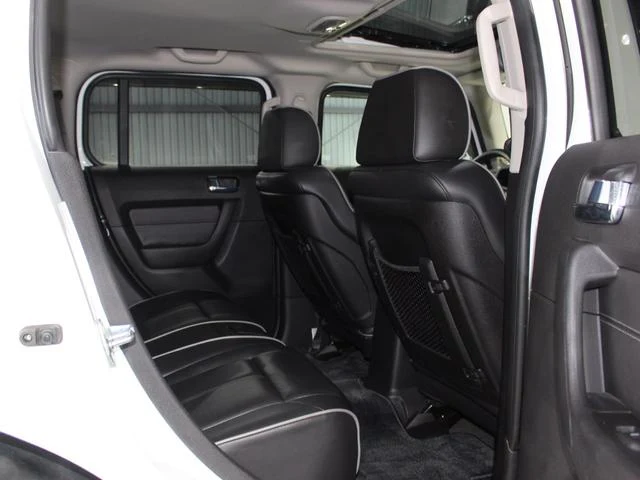 Hummer H3 42