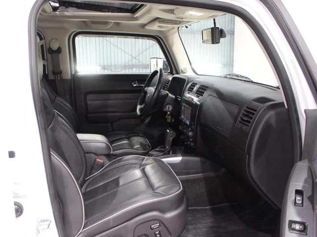 Hummer H3 38